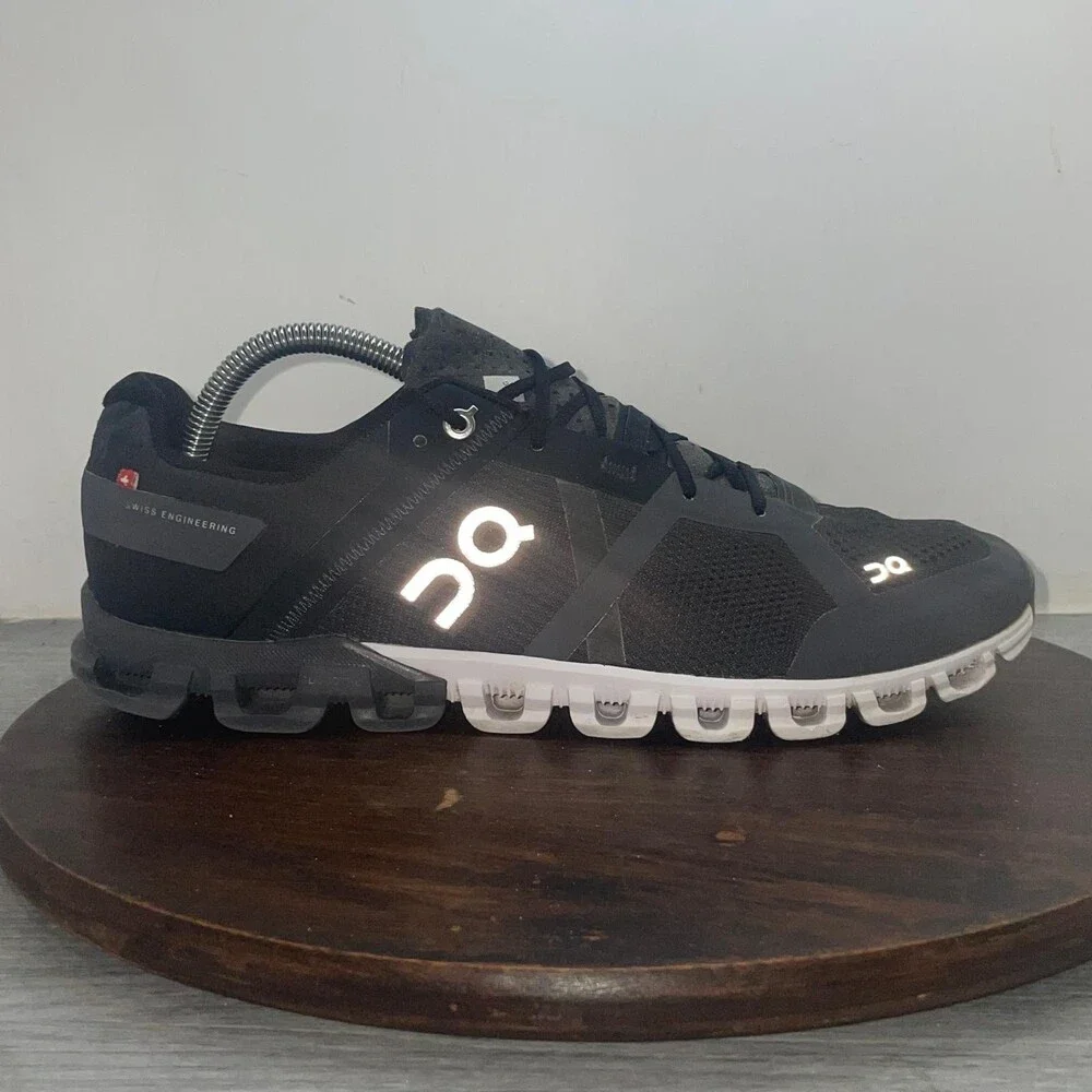 On Cloudflow Black Asphalt Mens Size 9.5 Athletic Running Walking Shoes Sneakers